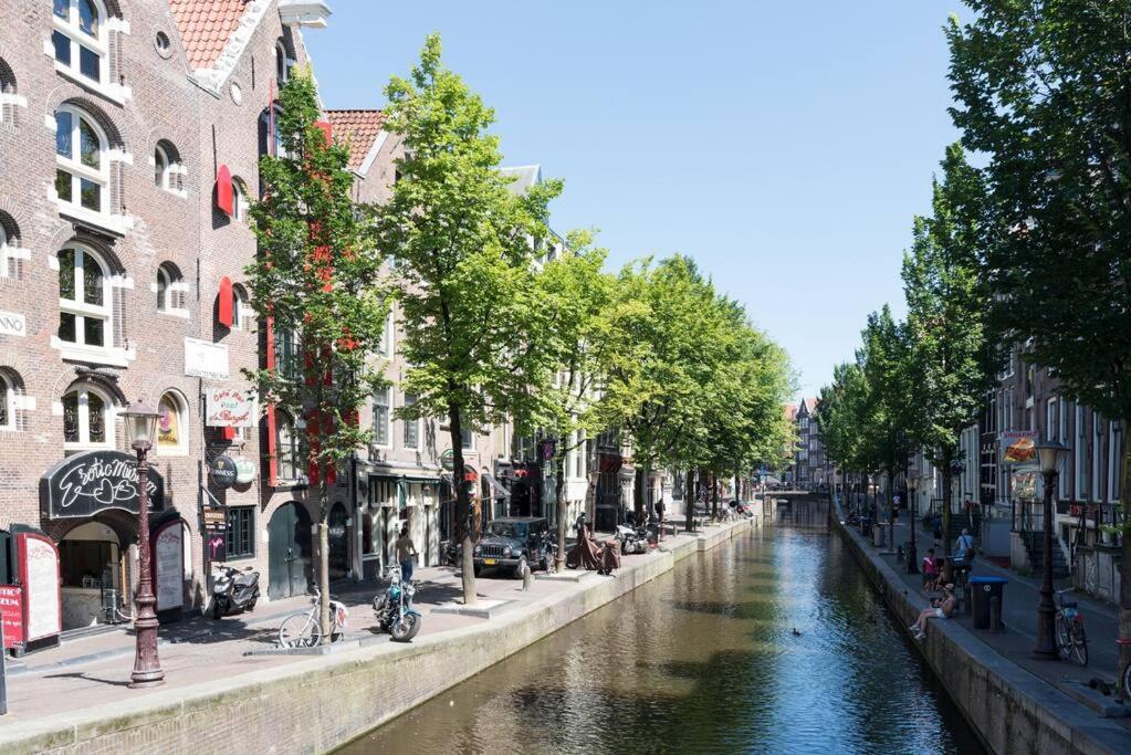 Redlight District Private Smokers Friendly Studio Amsterdam Exterior photo